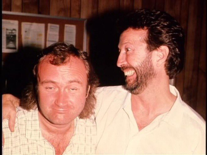 Phil Collins og Eric Clapton en gang på 80 tallet.jpg